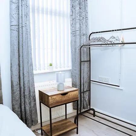 Cosy In Close To * York