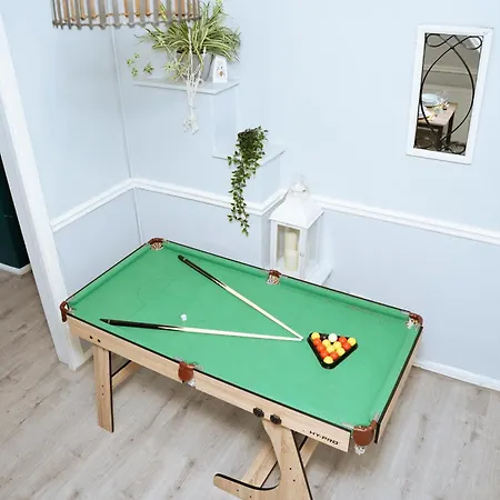 公寓 Cosy In Close To *