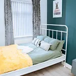 公寓 Cosy In Close To